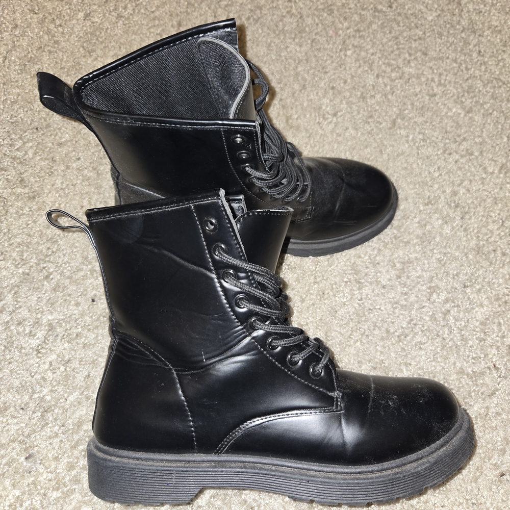 Charles Albert Women's Black Combat Lace Up Boots Size 11